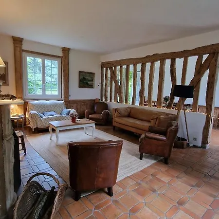 Manoir Familial & Chaleureux بيت للعطل *